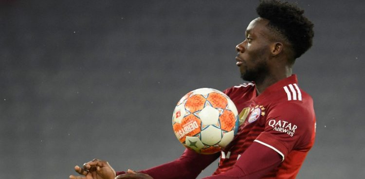 Bayern : Davies a un problème cardiaque