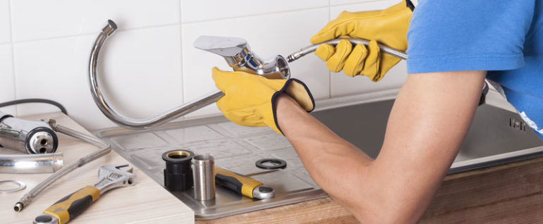 Comment remplacer +44 ?