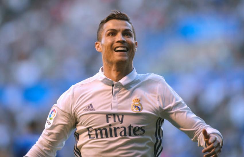 Où habite les joueur de foot ?