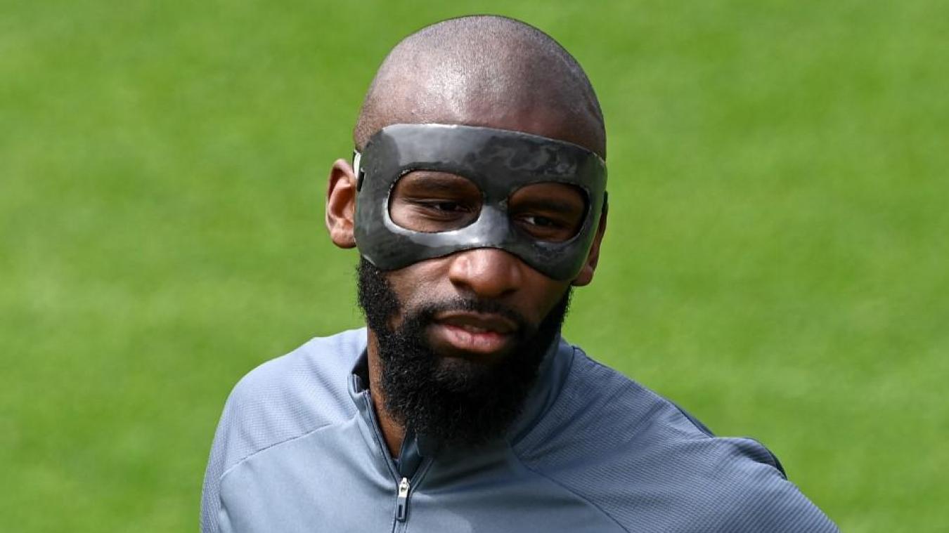Pourquoi Antonio Rudiger porte un masque ?