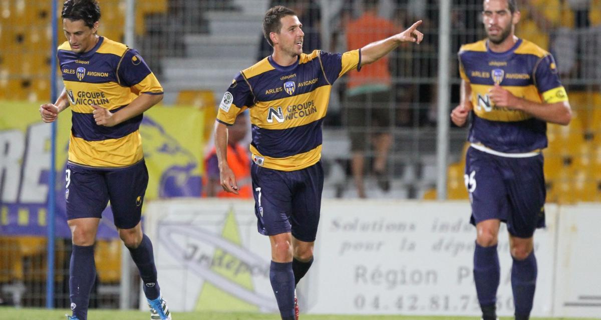 Ligue 2 : que va devenir Arles-Avignon ?