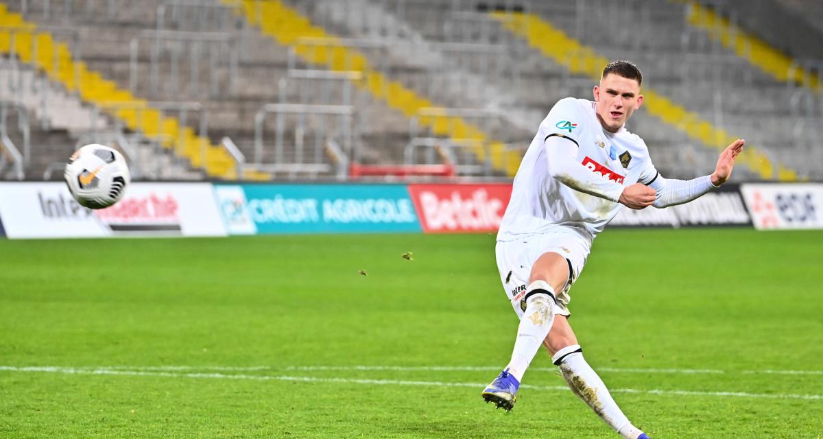 Lille, Newcastle : le LOSC a augmenté le prix de Sven Botman !