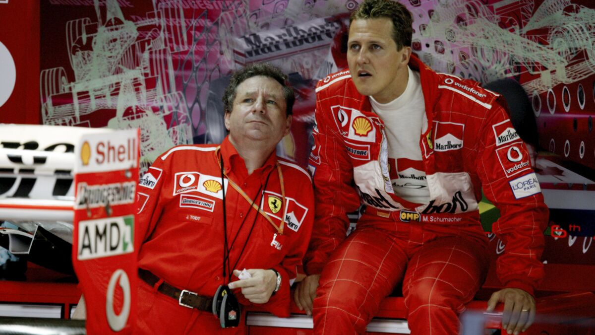 Michael Schumacher : les proches du pilote optimistes quant à sa santé