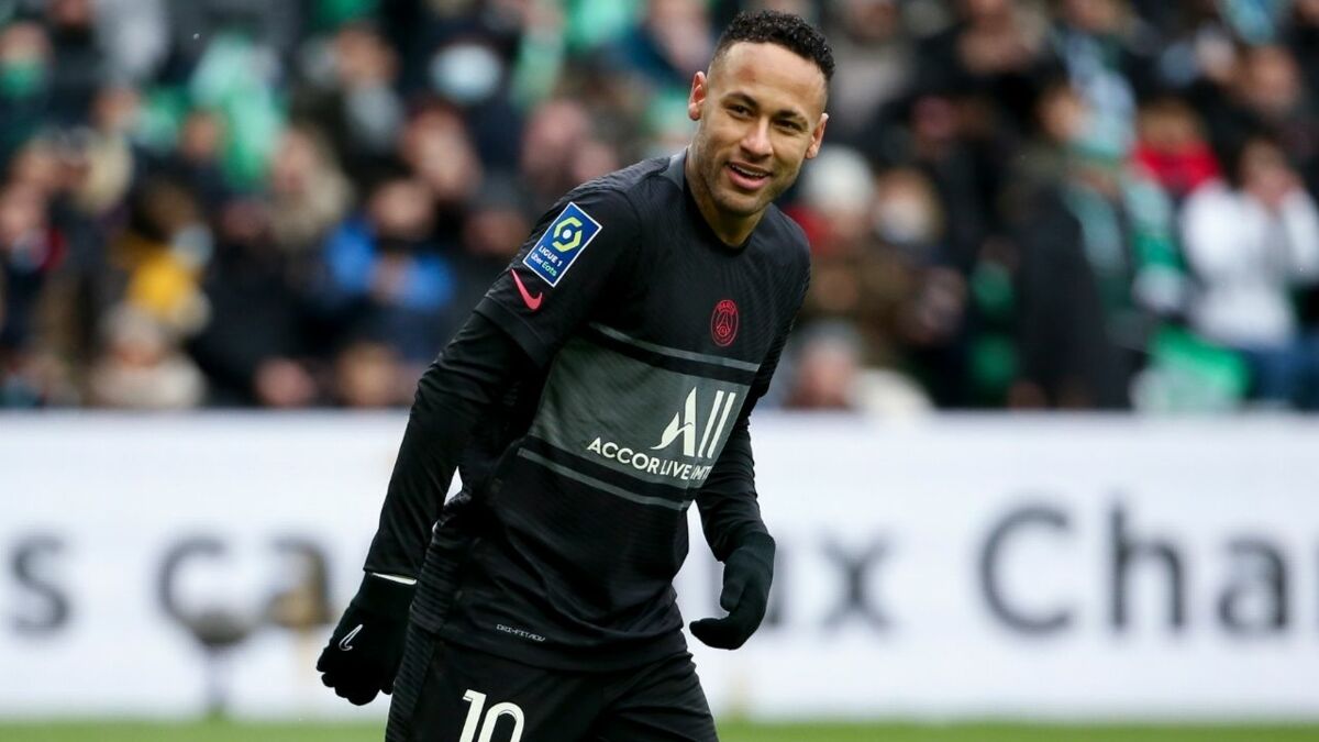 Neymar : Qui est sa nouvelle petite amie Bruna Biancadi ?