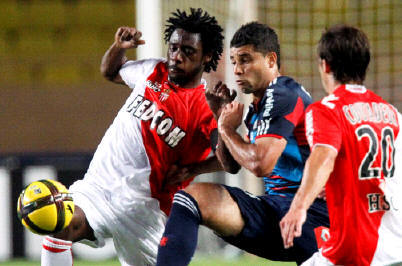 Nkoulou s’enrôle le jour de la reprise