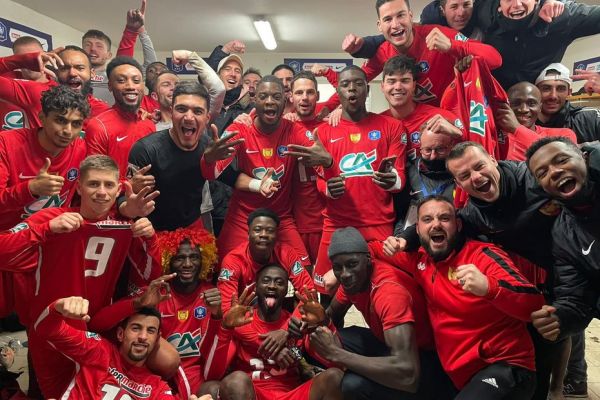 Pourquoi pas de match en France ?