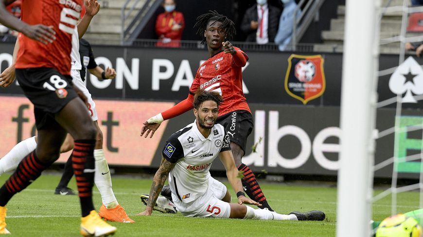 Où a grandi Camavinga ?