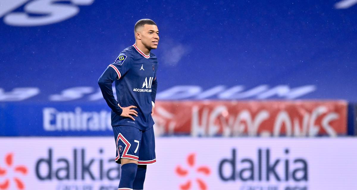 PSG : la fresque de Mbappe étiquetée de menaces de mort !