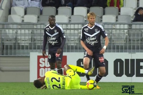 Comment s’appelle l’ancien stade des Girondins de Bordeaux ?