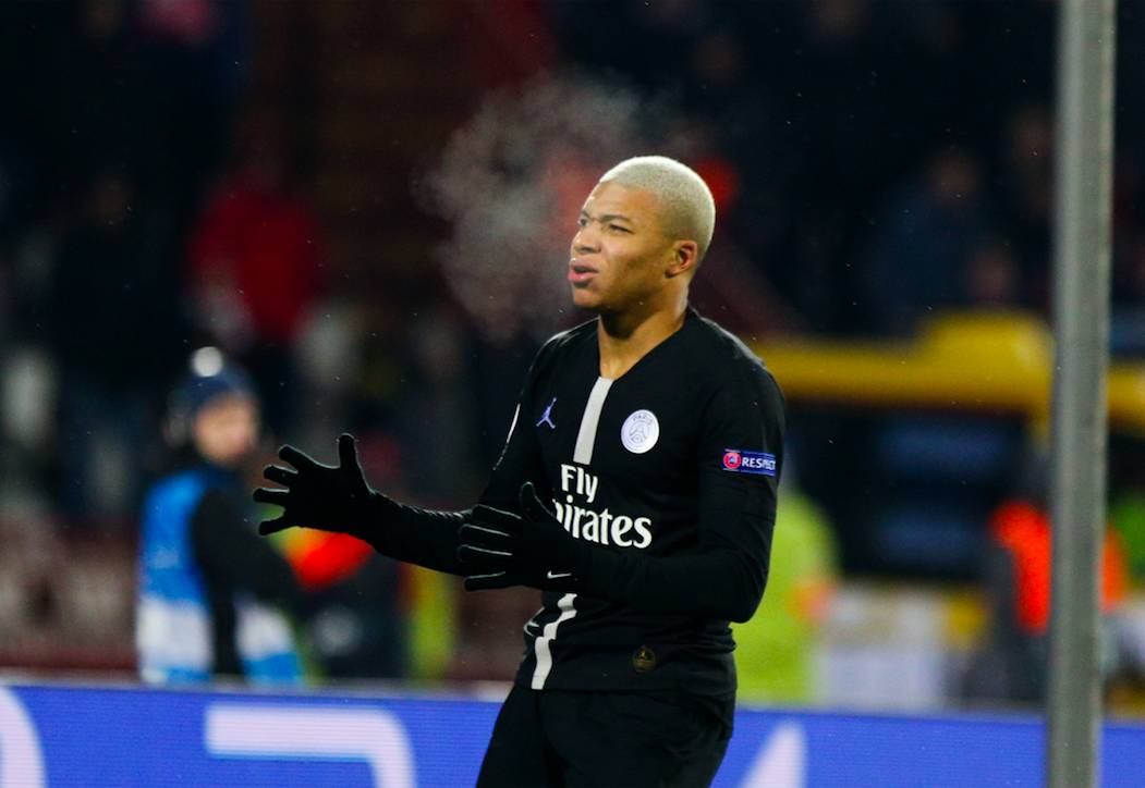 Pourquoi le but de mbappe a été refusé ?