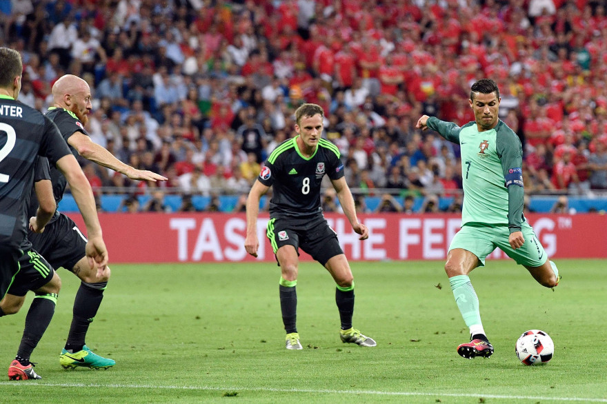 Pourquoi Wal pour pays de Galles ?