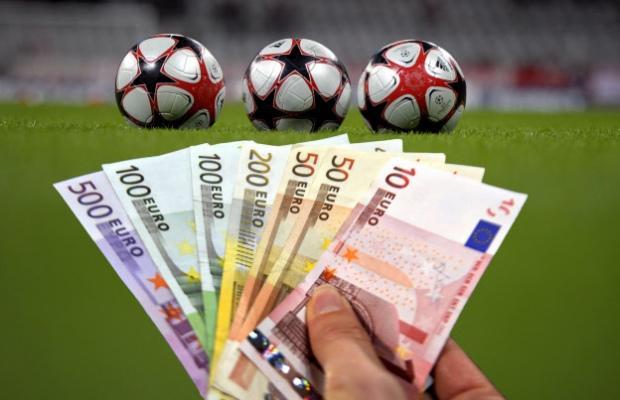 Qui fixe les cotes des paris sportifs ?