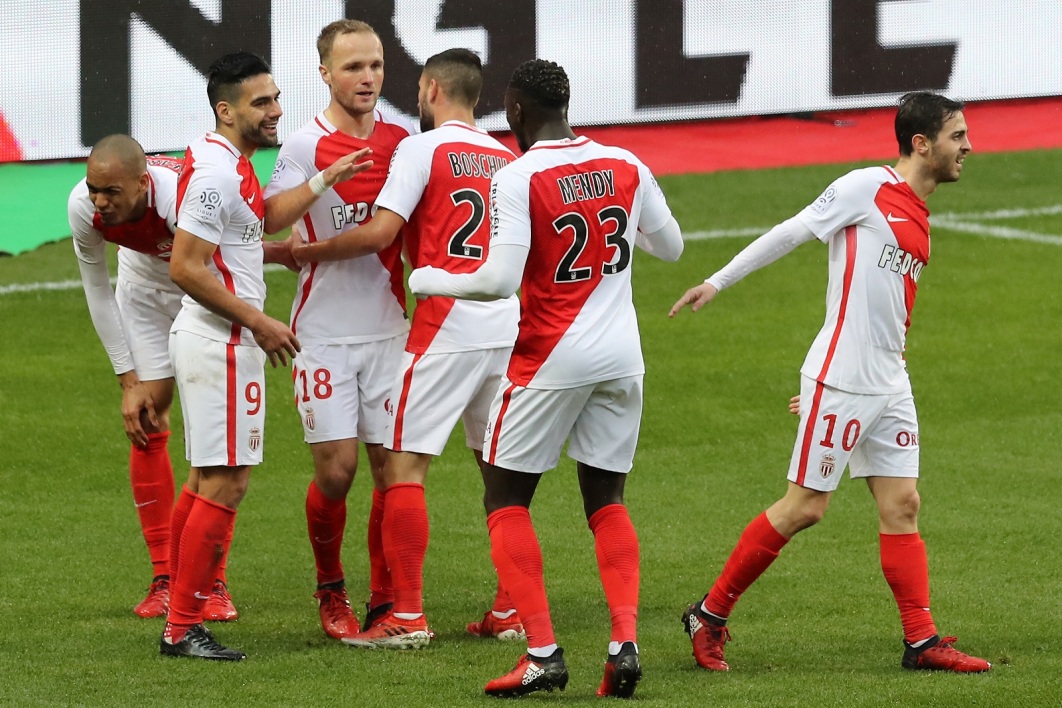 Quel est le record de buts marqués en championnat par l’OM en une saison ?