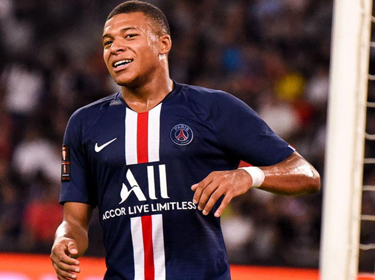 Quel est le poste de Kylian Mbappe ?