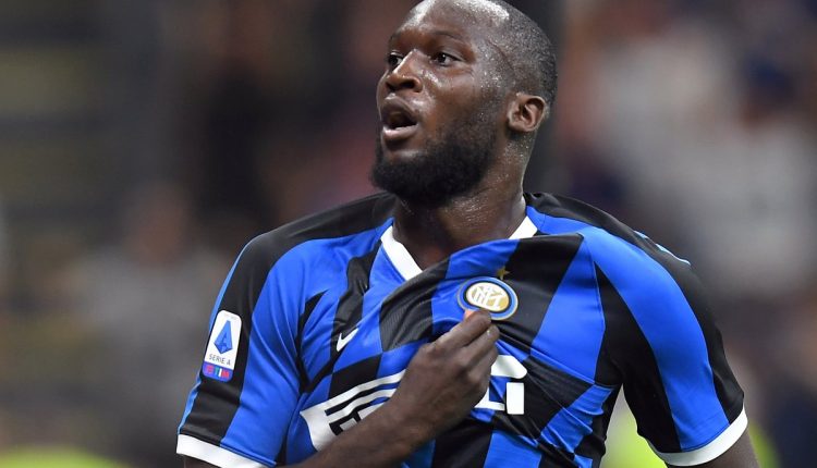 Qui est le père de Romelu Lukaku ?