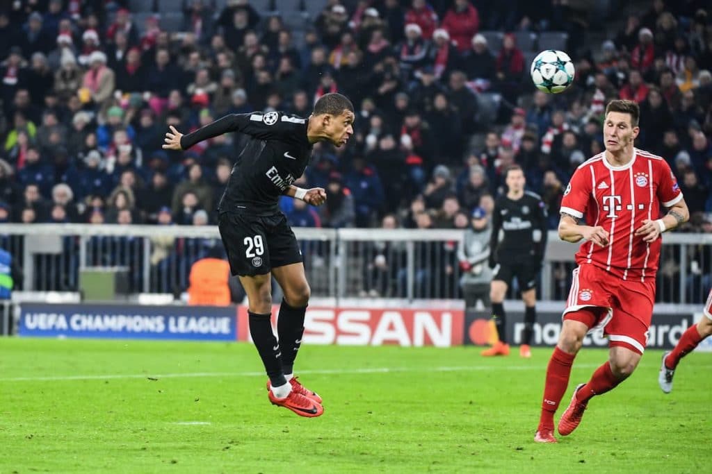 Quel est le pied fort de Ethan mbappe ?