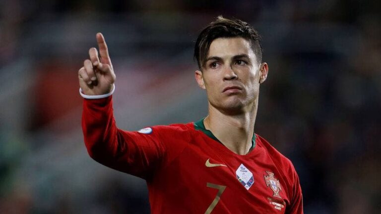 Quel est le salaire de Ronaldo actuellement ?