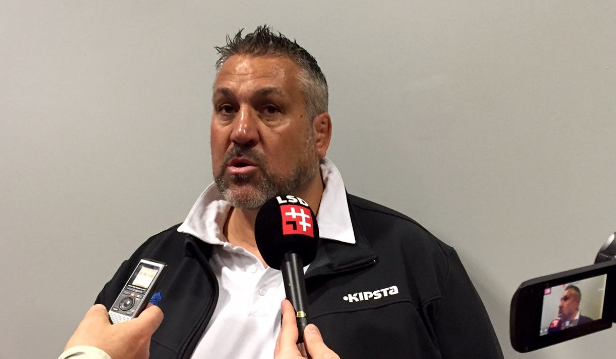 Quel est le salaire de Christophe Urios ?