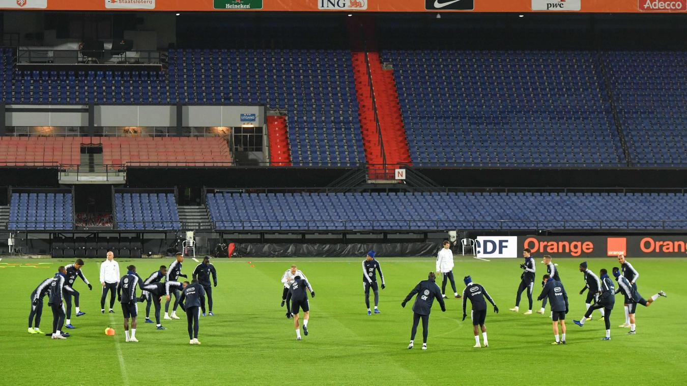 Où jouent les Bleus ?