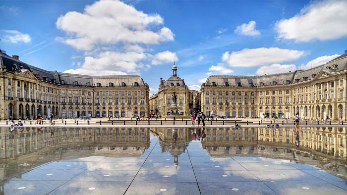 Quel salaire pour bien vivre à Bordeaux ?