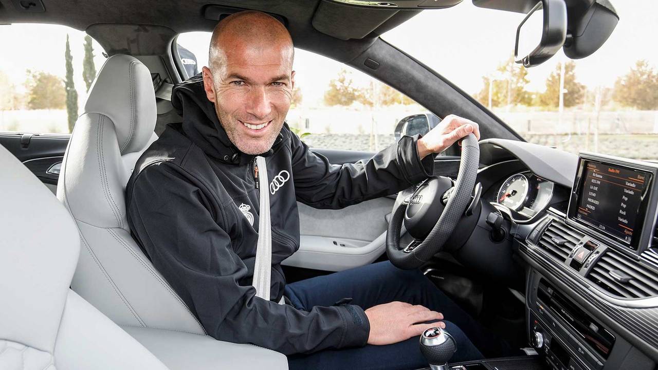 Quelle voiture a Zinédine Zidane ?