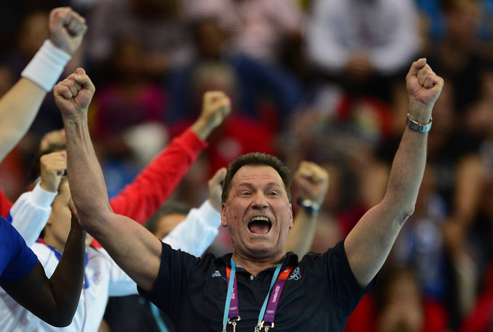 Qui était l’entraîneur de l’équipe de France en 2000 ?