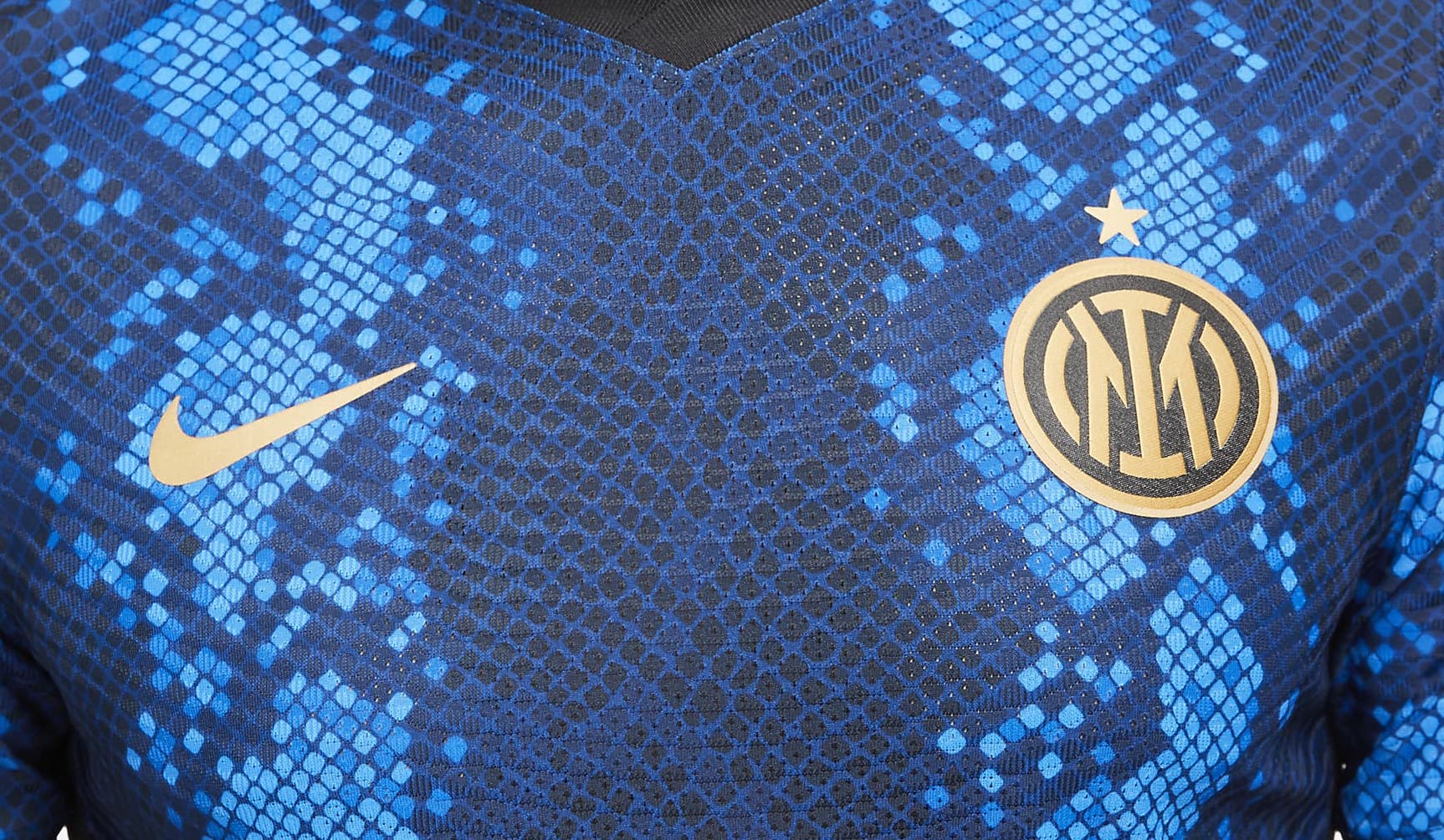 Quand sortent les nouveau maillot de foot 2021 2022 ?