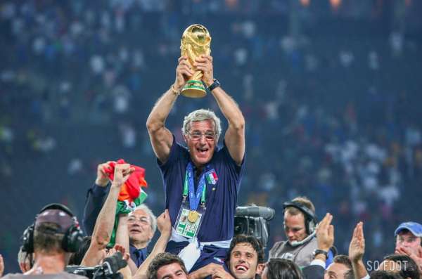 Qui a gagné la Coupe du monde comme joueur et entraîneur ?