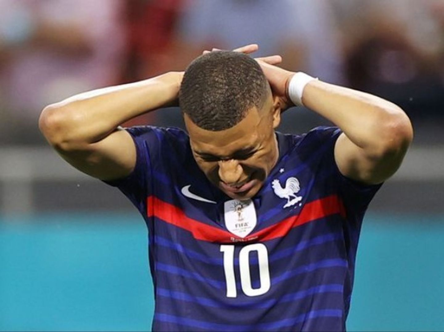 Qui a loupé le penalty France Suisse ?