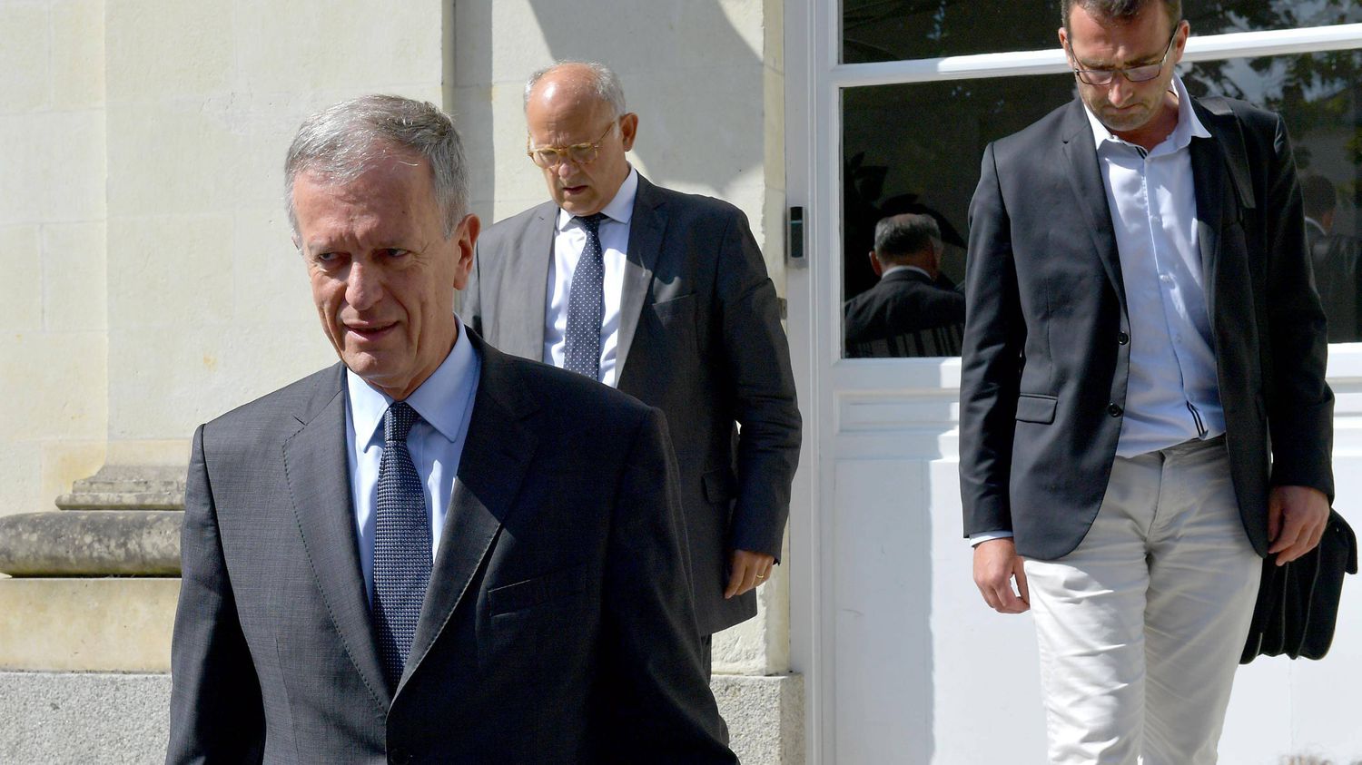 Qui nomme le directeur général dans une SAS ?