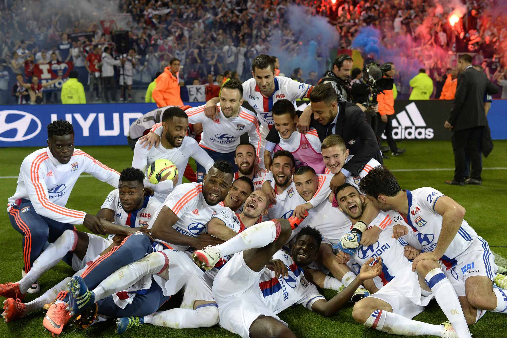 Comment Appelle-t-on les joueurs de l’Olympique lyonnais ?