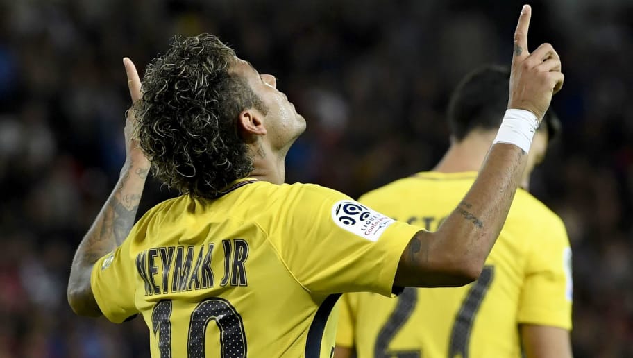 Qui a marqué le premier but de Paris Saint-germain ?