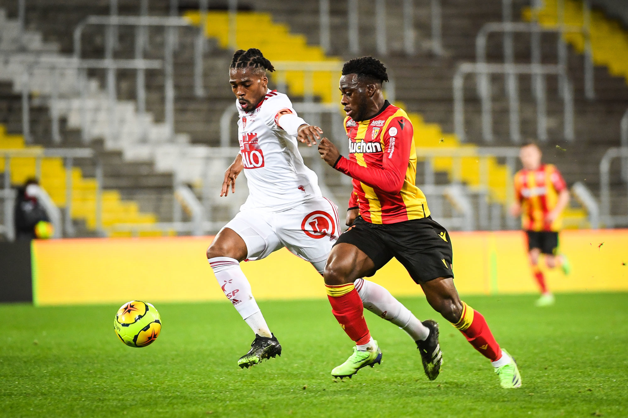 Quel joueur actuel du PSG a le plus de passes décisives au PSG ?