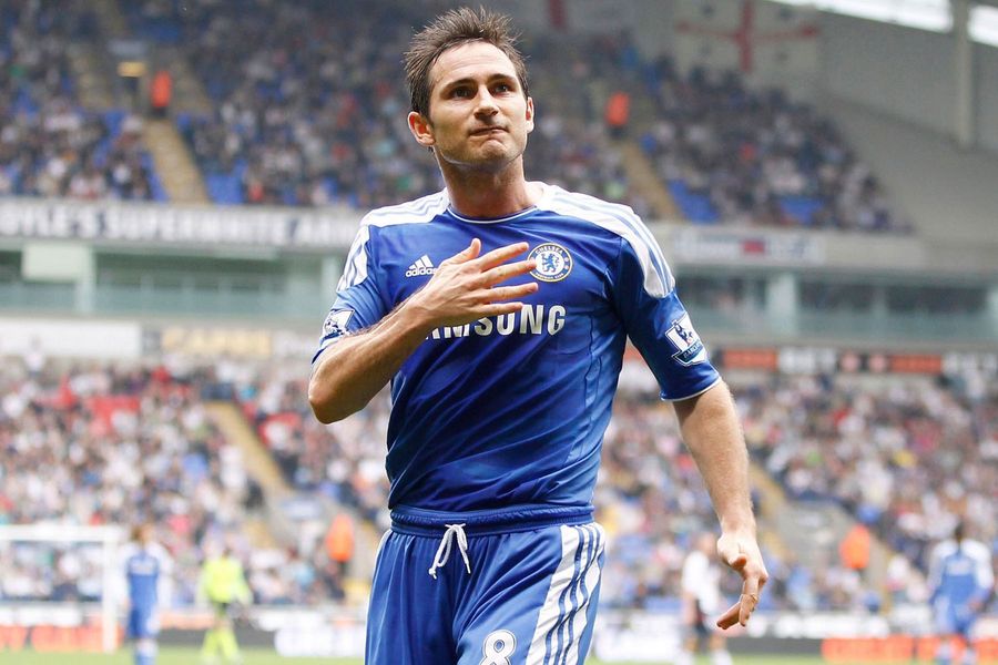 Qui était l’entraîneur de Chelsea en 2009 ?