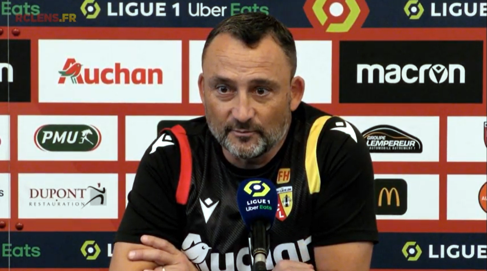 Qui est l’entraîneur du Racing Club de Lens ?