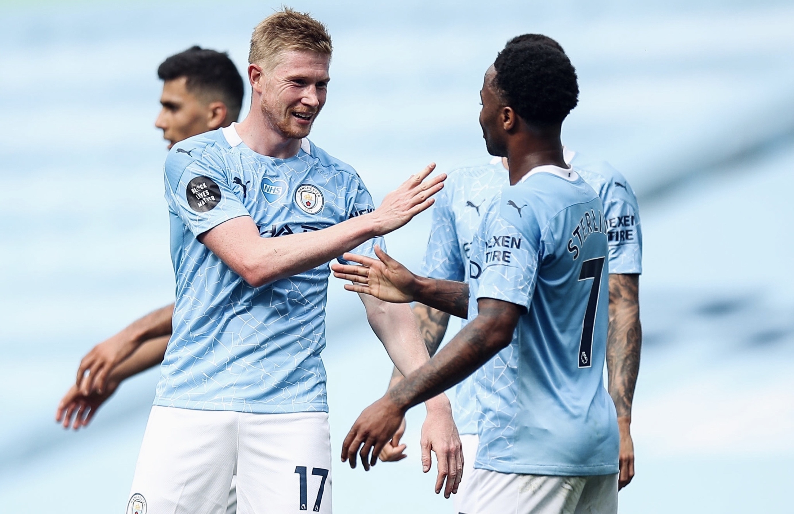 Comment s’appelle le gardien de but de Manchester City ?