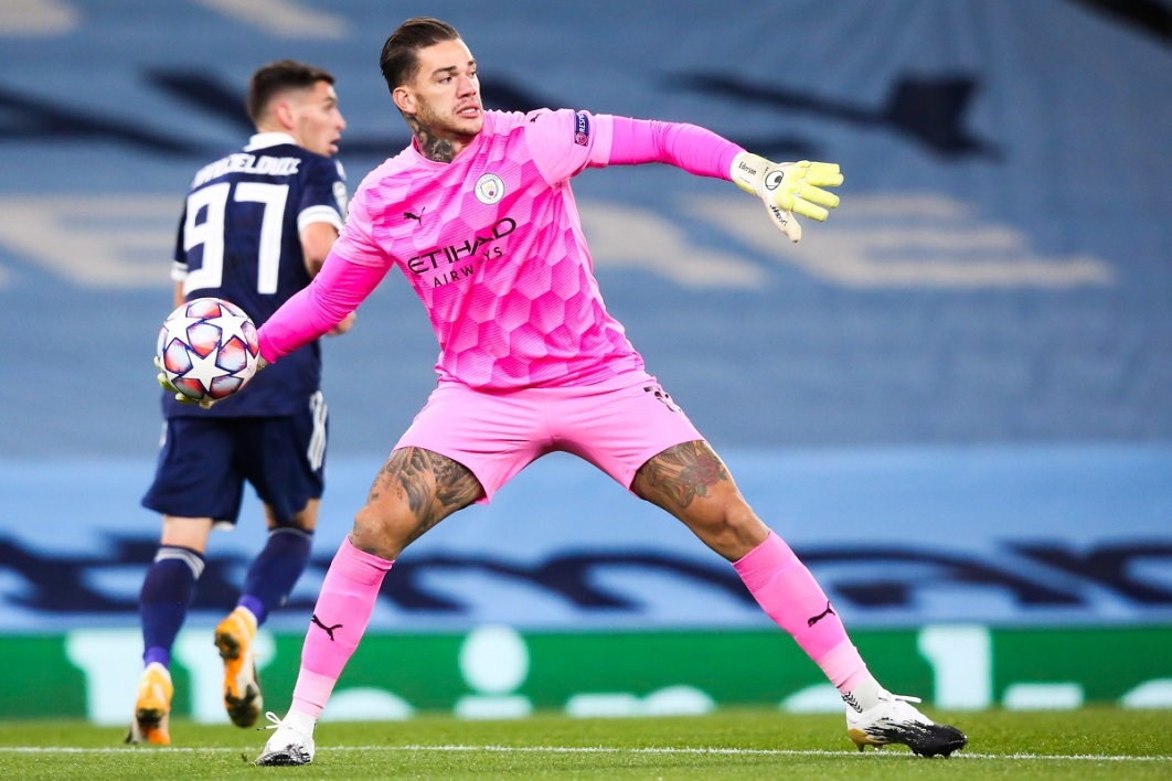 Quel est le gardien de Manchester City ?