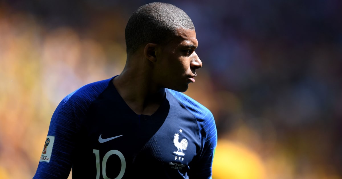 Qui porte le maillot 10 equipe de france ?