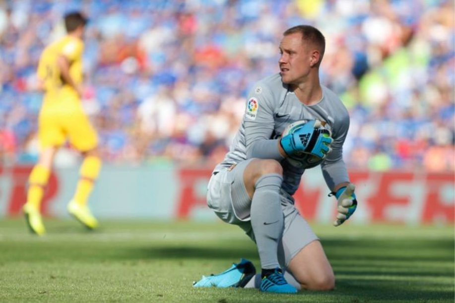 How many clean sheets does ter Stegen have?