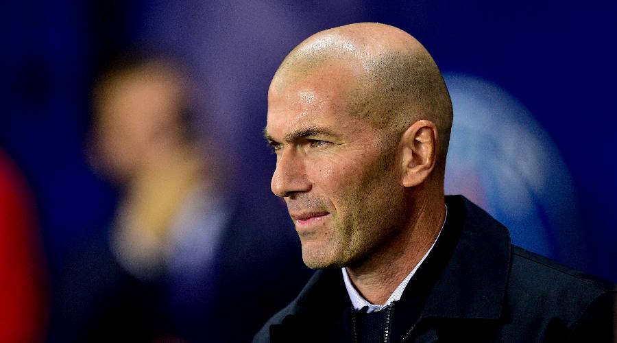 Zidane au Paris Saint-Germain, un gros coup de tonnerre ?