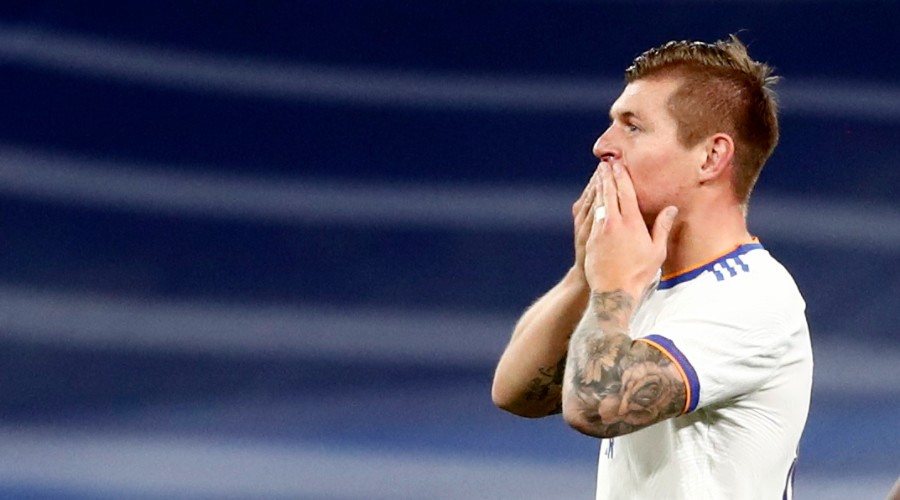 Vraiment, les choses se sont vraiment compliquées pour Cross