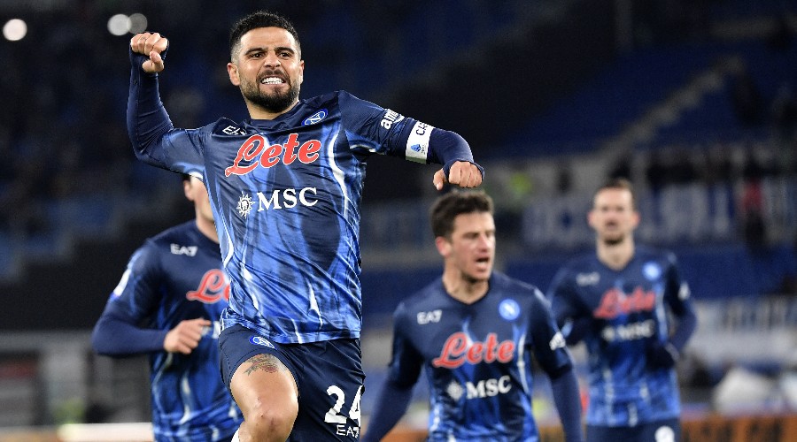 Naples prend le pouvoir !