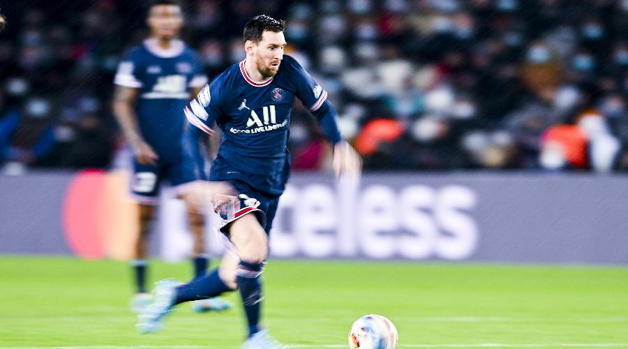 “En France, ce sont des salauds !”, s’indigne Messi