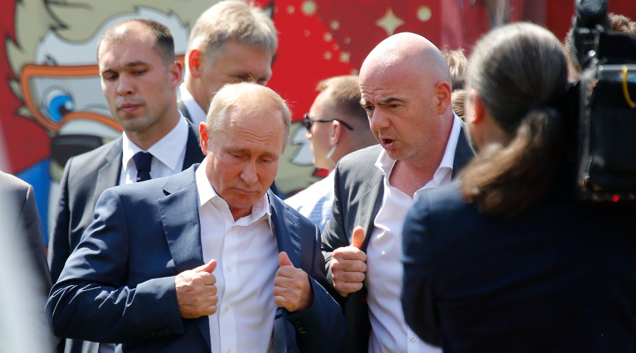 La FIFA et l’UEFA suspendent la Russie !