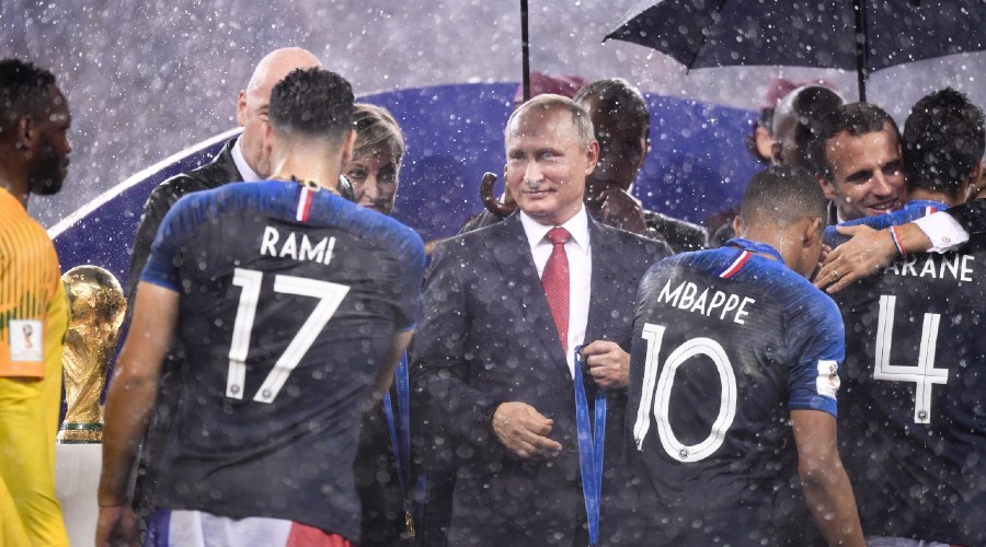 Vidéo embarrassante des Bleus et de Poutine