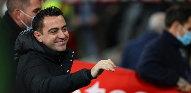 Avec Barcelone en vue, le défenseur de Premier League répond