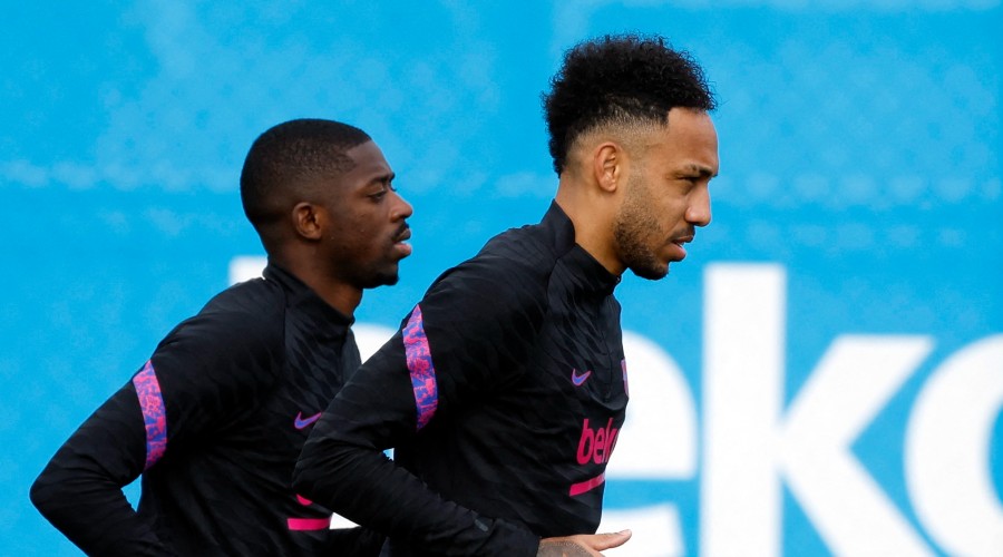 Barcelone : Aubameyang à la poursuite de Dembele