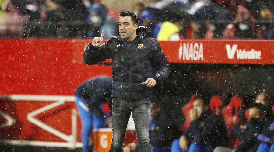 Barcelone, la piste défensive tombée à l’eau ?