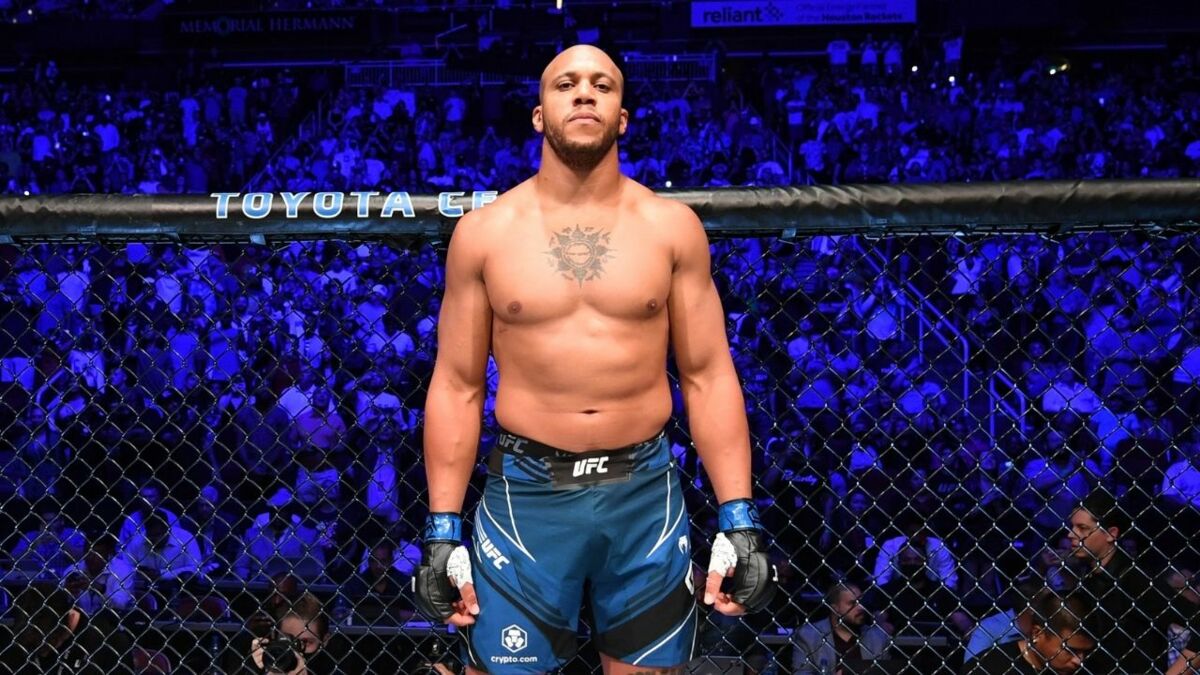 Ciryl Gane : Le célèbre footballeur que le Français veut frapper