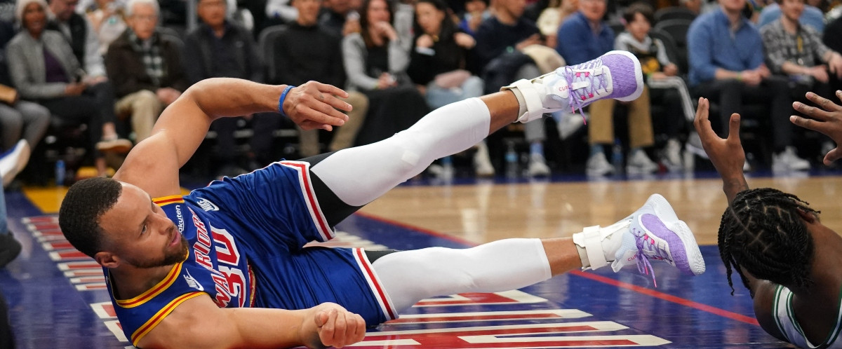 Curry et Simmons de retour avant les playoffs ?